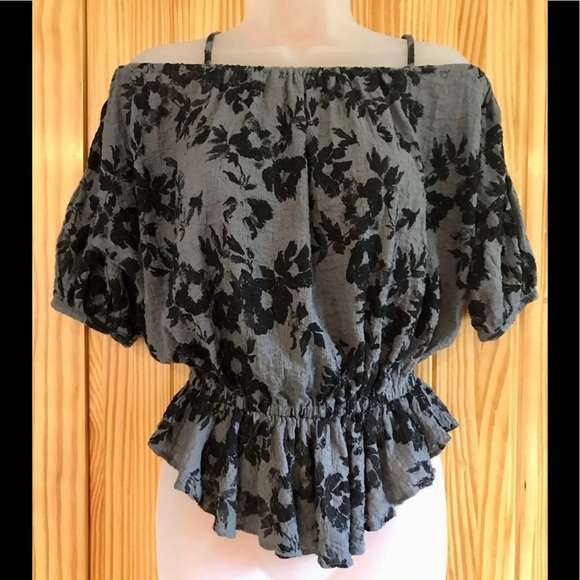 Like New-Free People Off-Shoulder Boho Top - Picture 13 of 16